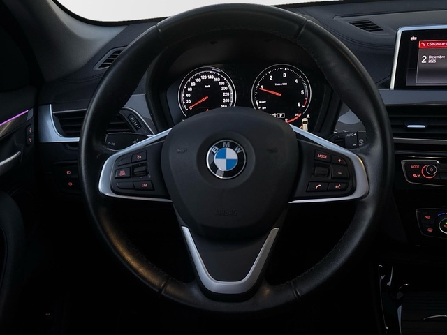 BMW X1 sDrive18d color Negro. Año 2022. 110KW(150CV). Diésel. En concesionario Pruna Motor, S.L de Barcelona