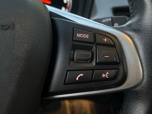 BMW X1 sDrive18d color Negro. Año 2022. 110KW(150CV). Diésel. En concesionario Pruna Motor, S.L de Barcelona