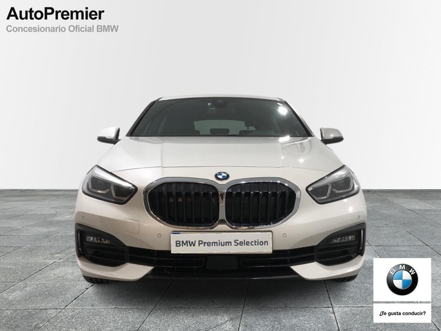 BMW Serie 1 118d color Blanco. Año 2021. 110KW(150CV). Diésel. En concesionario Auto Premier, S.A. - MADRID de Madrid