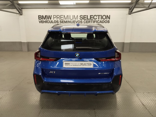 BMW X1 sDrive20d color Azul. Año 2025. 120KW(163CV). Diésel. En concesionario Autoberón de La Rioja