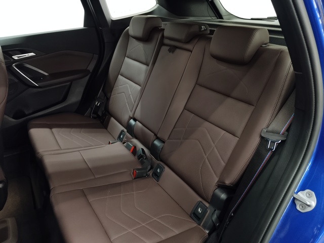 BMW X1 sDrive20d color Azul. Año 2025. 120KW(163CV). Diésel. En concesionario Autoberón de La Rioja