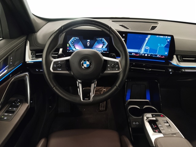 BMW X1 sDrive20d color Azul. Año 2025. 120KW(163CV). Diésel. En concesionario Autoberón de La Rioja