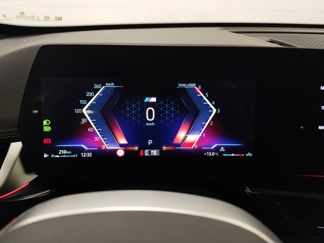 BMW X1 sDrive20d color Azul. Año 2025. 120KW(163CV). Diésel. En concesionario Autoberón de La Rioja