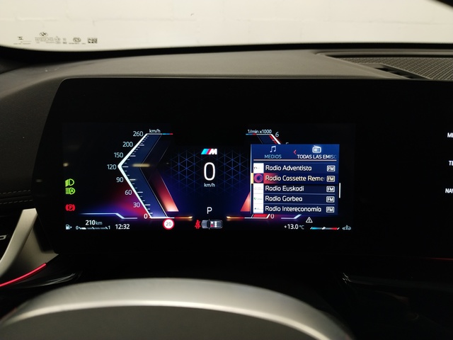 BMW X1 sDrive20d color Azul. Año 2025. 120KW(163CV). Diésel. En concesionario Autoberón de La Rioja