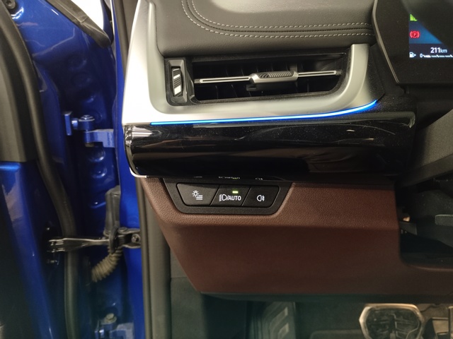 BMW X1 sDrive20d color Azul. Año 2025. 120KW(163CV). Diésel. En concesionario Autoberón de La Rioja