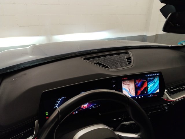 BMW X1 sDrive20d color Azul. Año 2025. 120KW(163CV). Diésel. En concesionario Autoberón de La Rioja