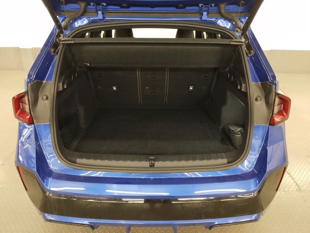 BMW X1 sDrive20d color Azul. Año 2025. 120KW(163CV). Diésel. En concesionario Autoberón de La Rioja