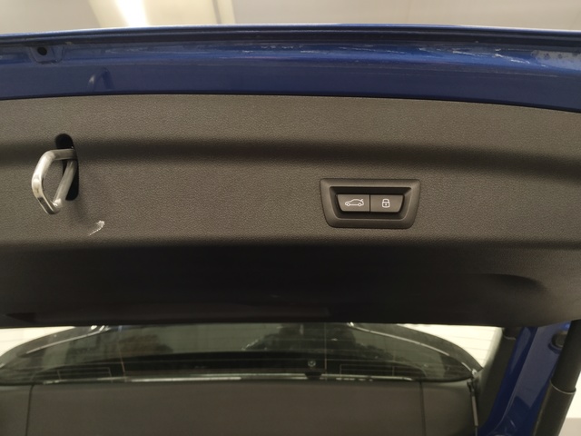 BMW X1 sDrive20d color Azul. Año 2025. 120KW(163CV). Diésel. En concesionario Autoberón de La Rioja