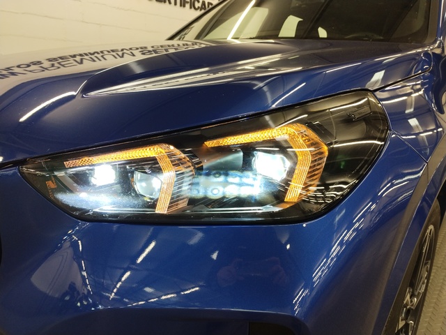 BMW X1 sDrive20d color Azul. Año 2025. 120KW(163CV). Diésel. En concesionario Autoberón de La Rioja