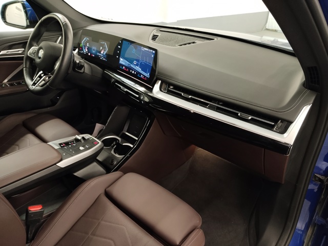 BMW X1 sDrive20d color Azul. Año 2025. 120KW(163CV). Diésel. En concesionario Autoberón de La Rioja