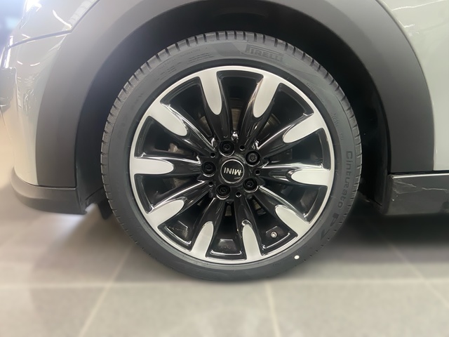 fotoG 10 del MINI MINI Cooper 5 Puertas 100 kW (136 CV) 136cv Gasolina del 2021 en Girona