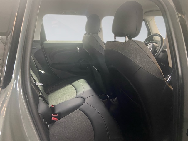 fotoG 12 del MINI MINI Cooper 5 Puertas 100 kW (136 CV) 136cv Gasolina del 2021 en Girona