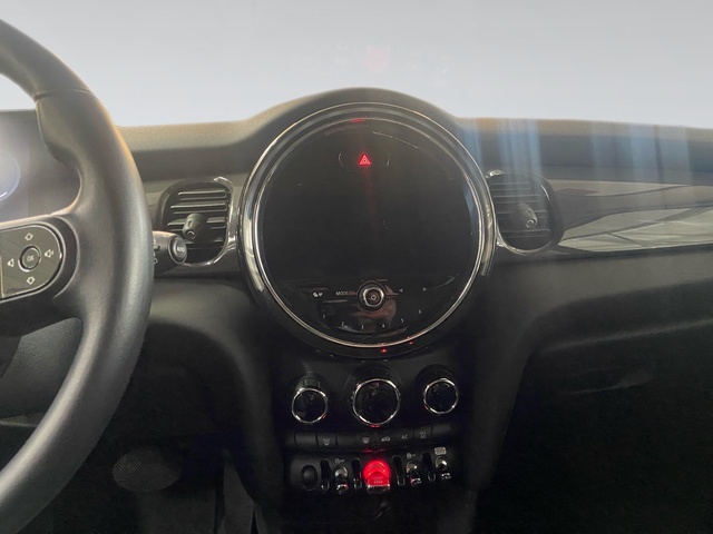 fotoG 21 del MINI MINI Cooper 5 Puertas 100 kW (136 CV) 136cv Gasolina del 2021 en Girona