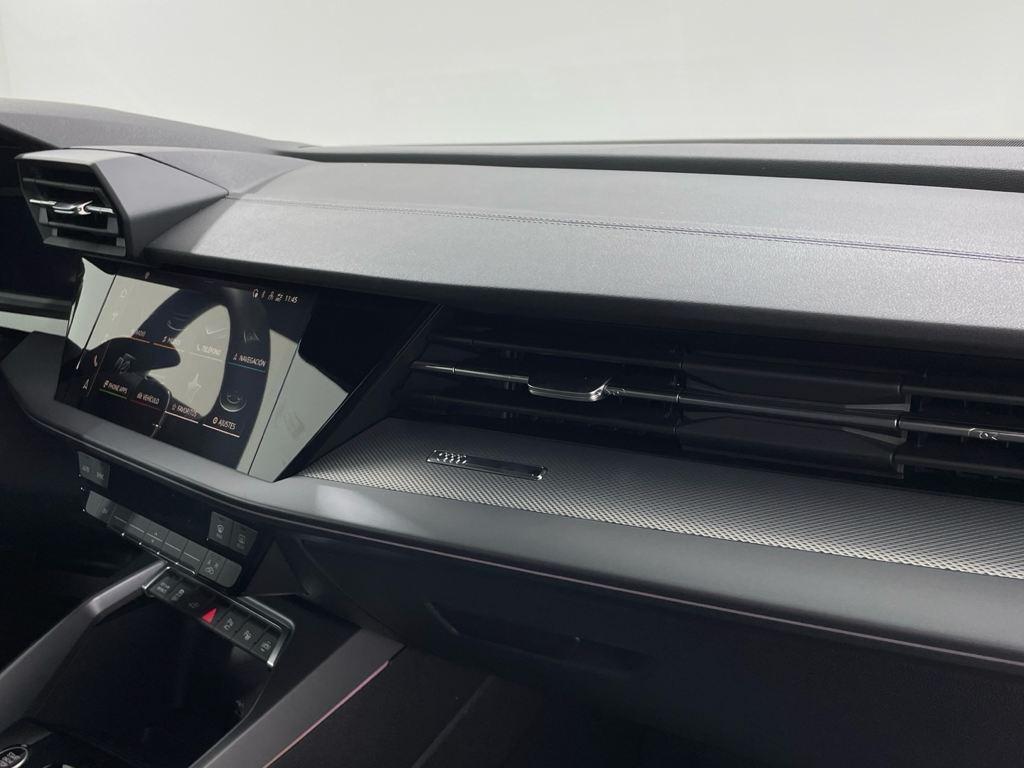 Audi A3 Sportback TFSIe 40 en Barcelona