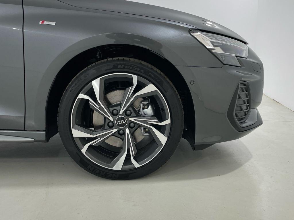 Audi A3 Sportback TFSIe 40 en Barcelona