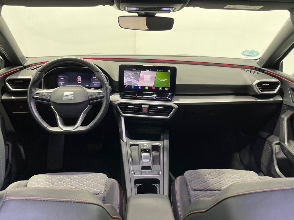 SEAT León ST 1.5 eTSI en Barcelona