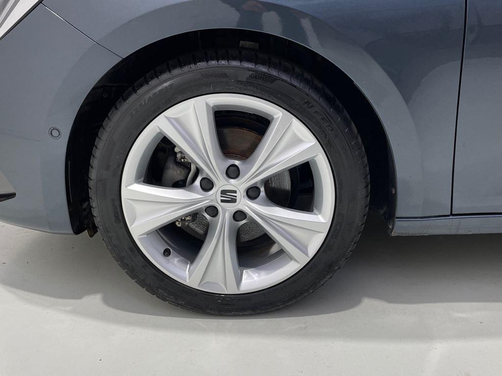 SEAT León ST 1.5 eTSI en Barcelona