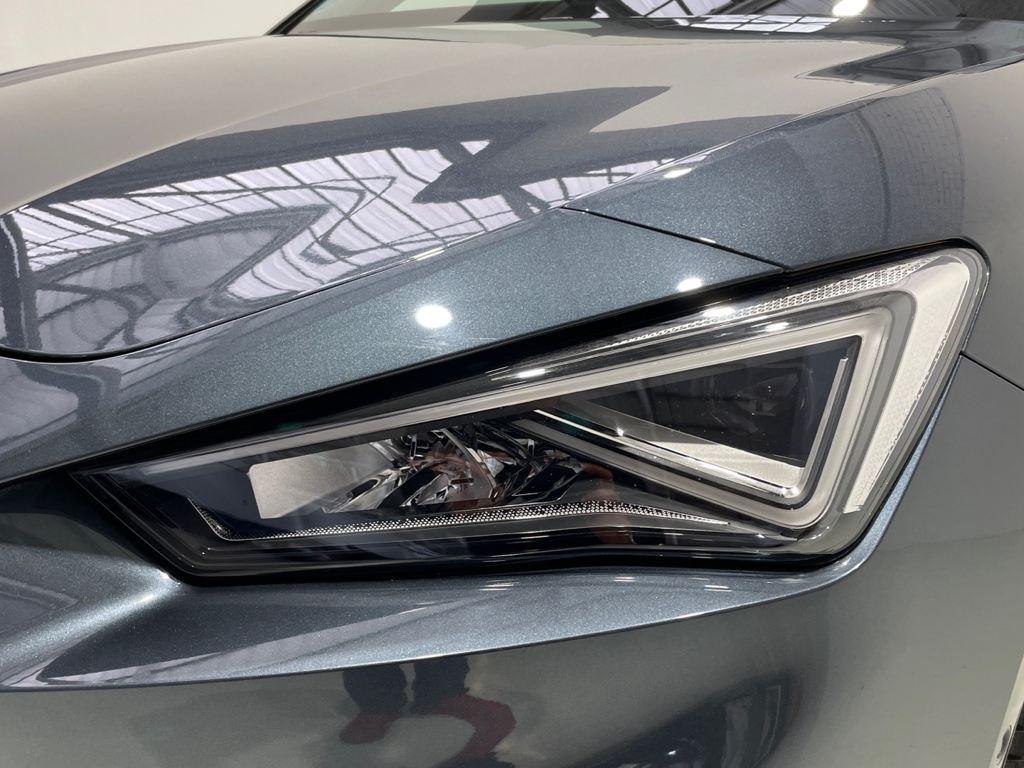 SEAT León ST 1.5 eTSI en Barcelona