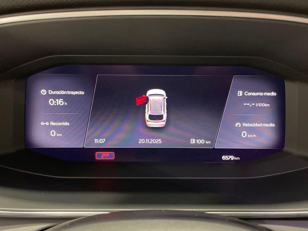 SEAT León ST 1.5 eTSI en Barcelona