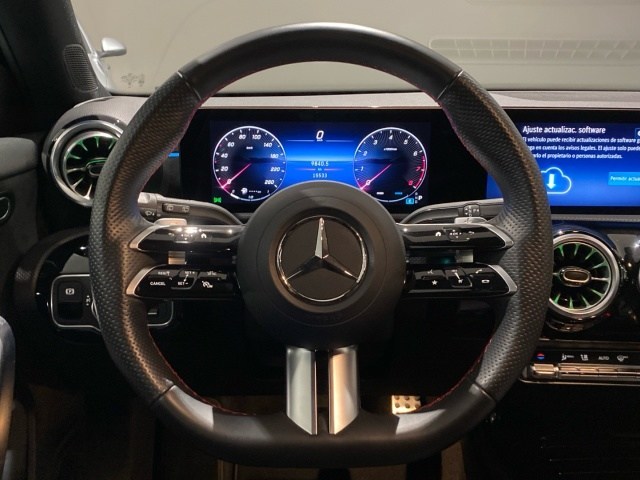 Mercedes-Benz Clase A Compacto 180 en Barcelona