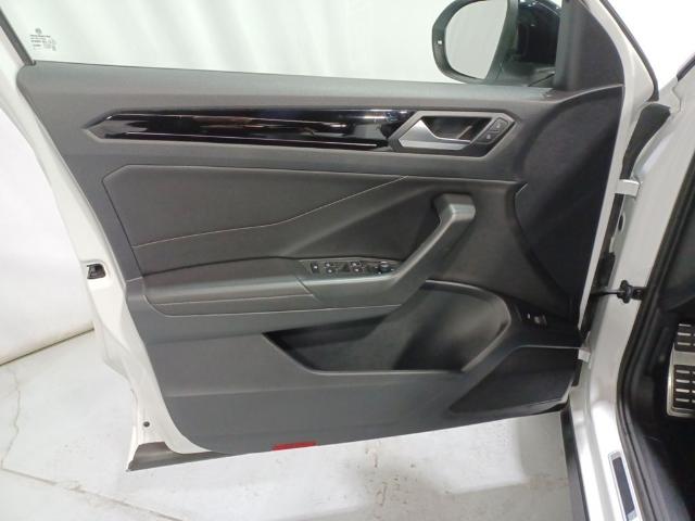 Volkswagen T-Roc R-Line 2.0 TDI 110 kW (150 CV) DSG