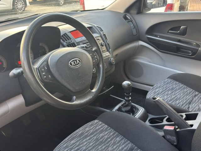 Kia Ceed 1.6 CVVT Active 90 kW (122 CV)
