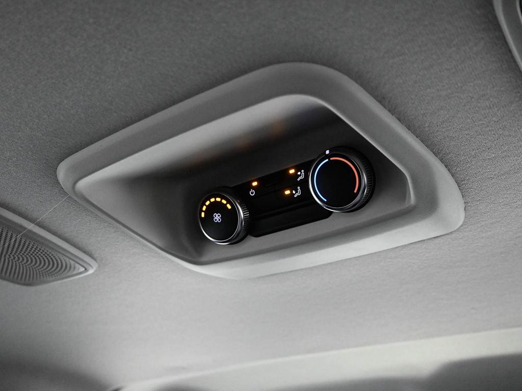 Volkswagen Caravelle Origin Batalla Corta 2.0 TDI BMT 81 kW (110 CV) 17