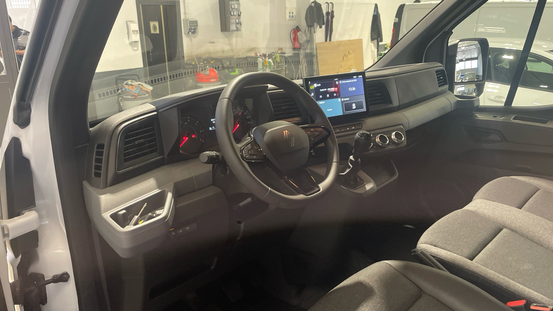 Renault Master Furgon dCi 150 en Barcelona