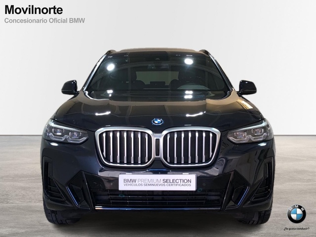 BMW X3 xDrive30e color Negro. Año 2022. 215KW(292CV). Híbrido Electro/Gasolina. En concesionario Movilnorte El Plantio de Madrid