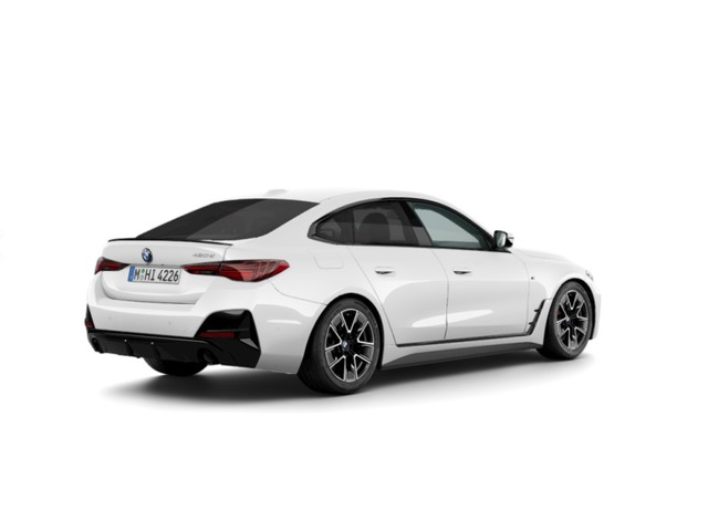 BMW Serie 4 420d Gran Coupe color Blanco. Año 2025. 140KW(190CV). Diésel. En concesionario Movilnorte Las Rozas de Madrid