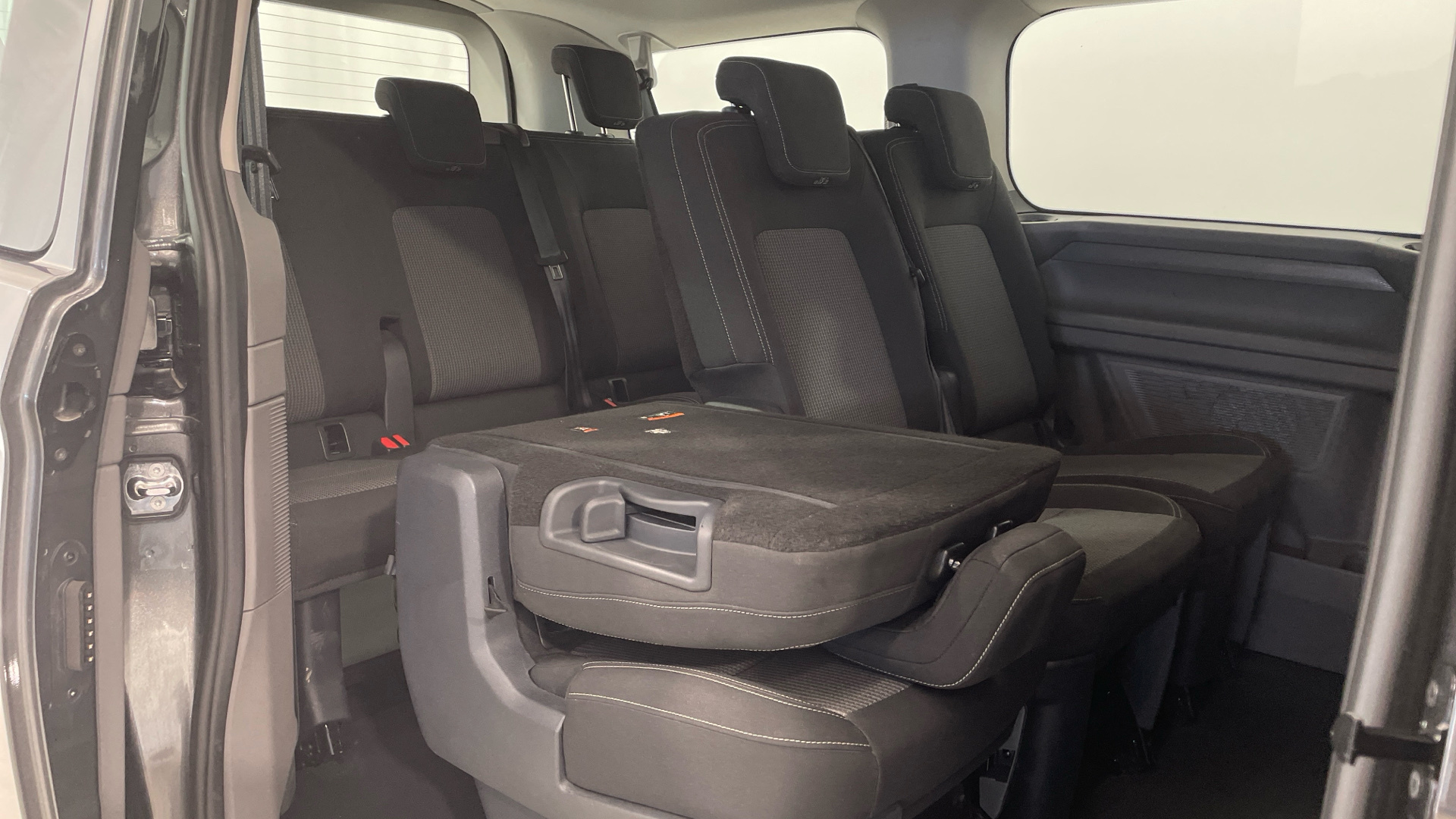 Volkswagen Caravelle 2.0 TDI en Barcelona