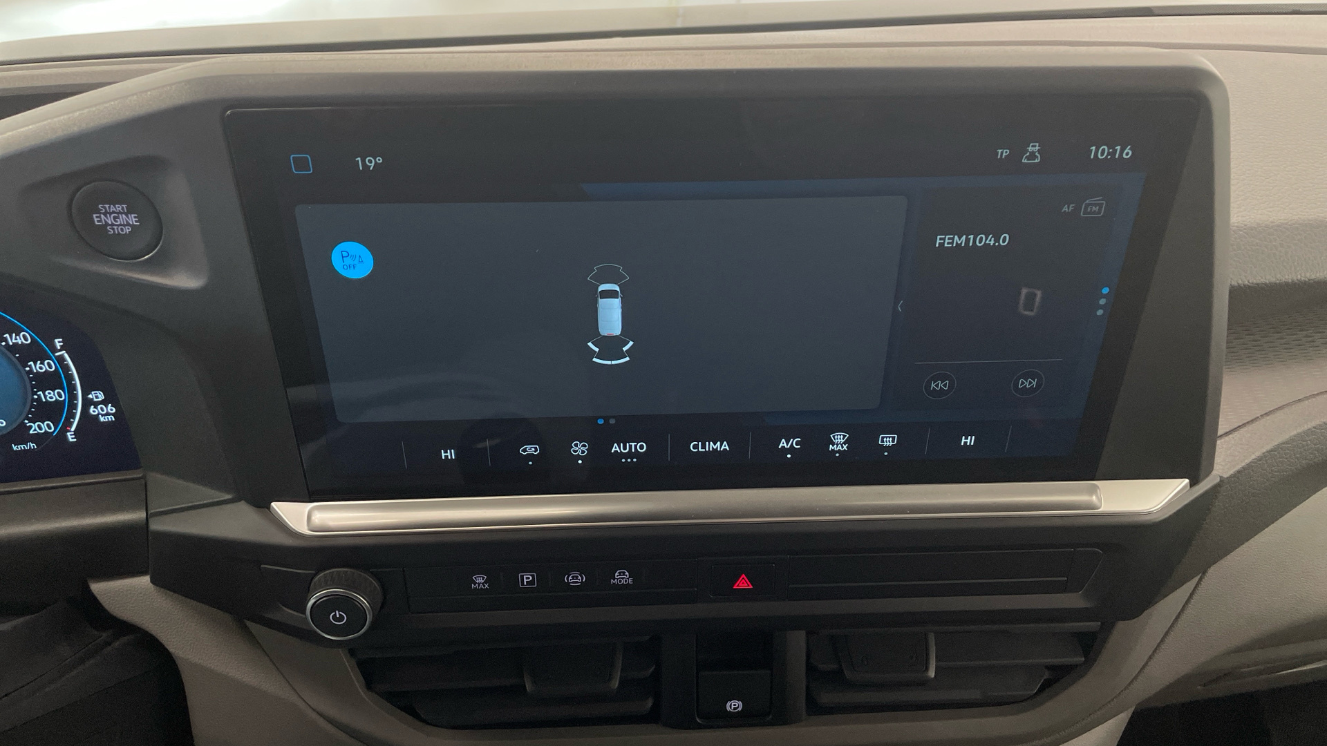 Volkswagen Caravelle 2.0 TDI en Barcelona