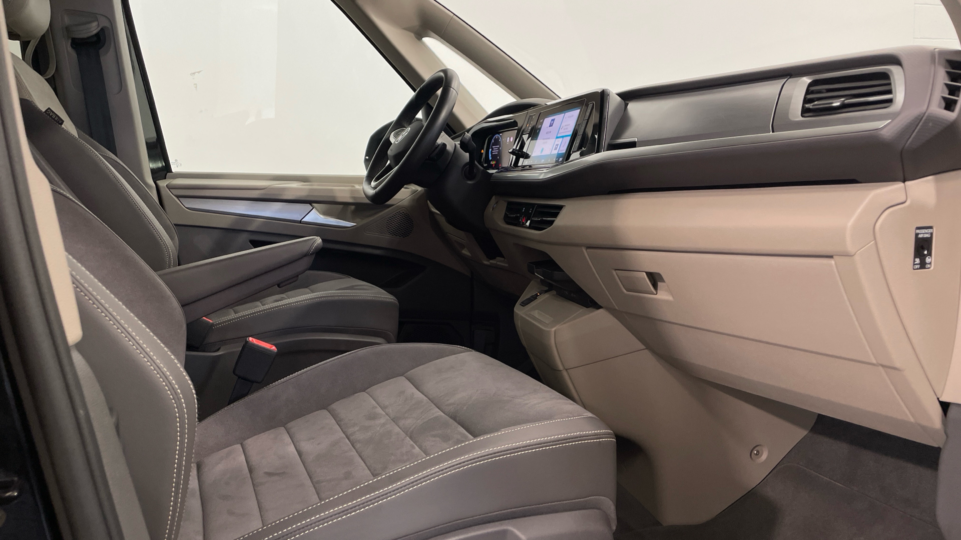 Volkswagen Multivan 2.0 TDI en Barcelona