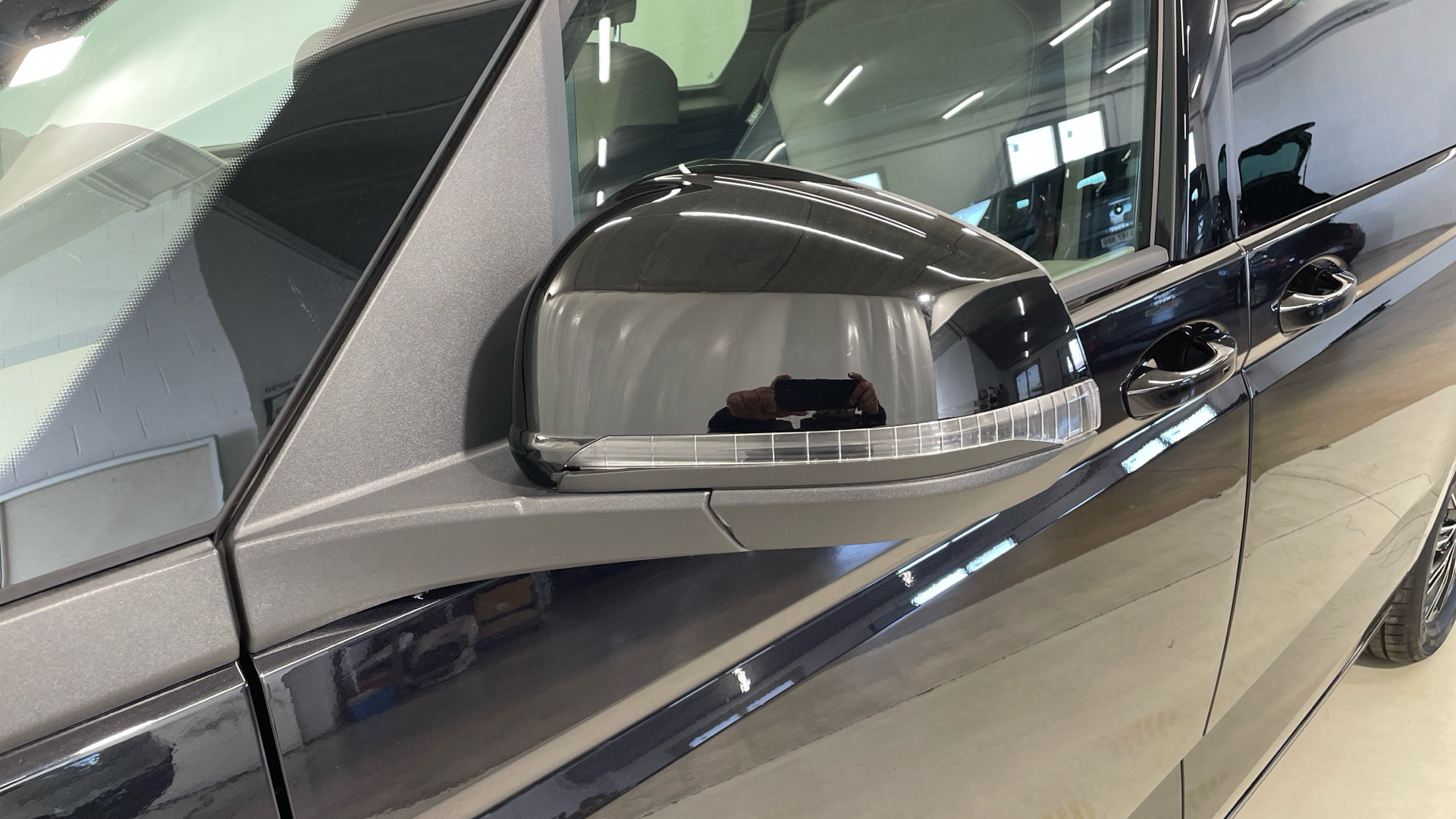 Volkswagen Multivan 2.0 TDI en Barcelona