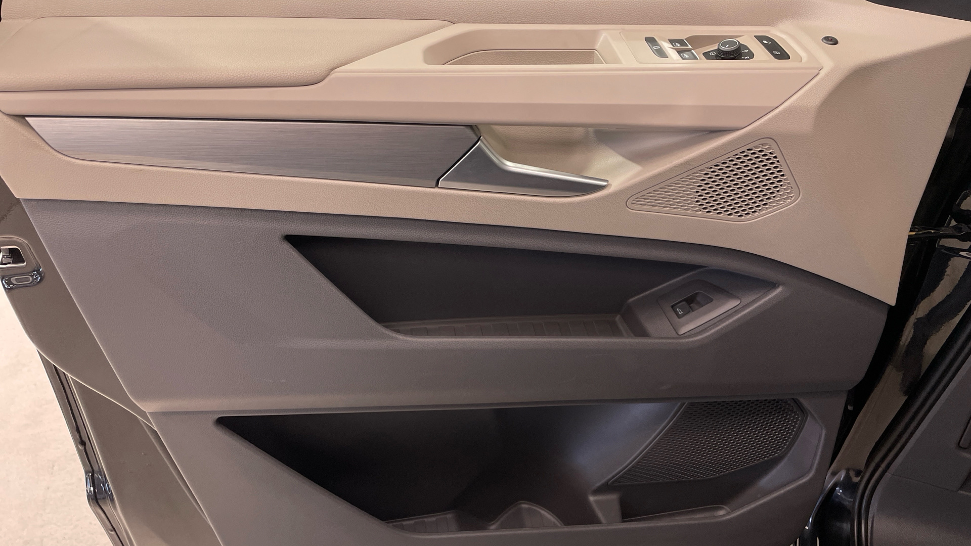 Volkswagen Multivan 2.0 TDI en Barcelona