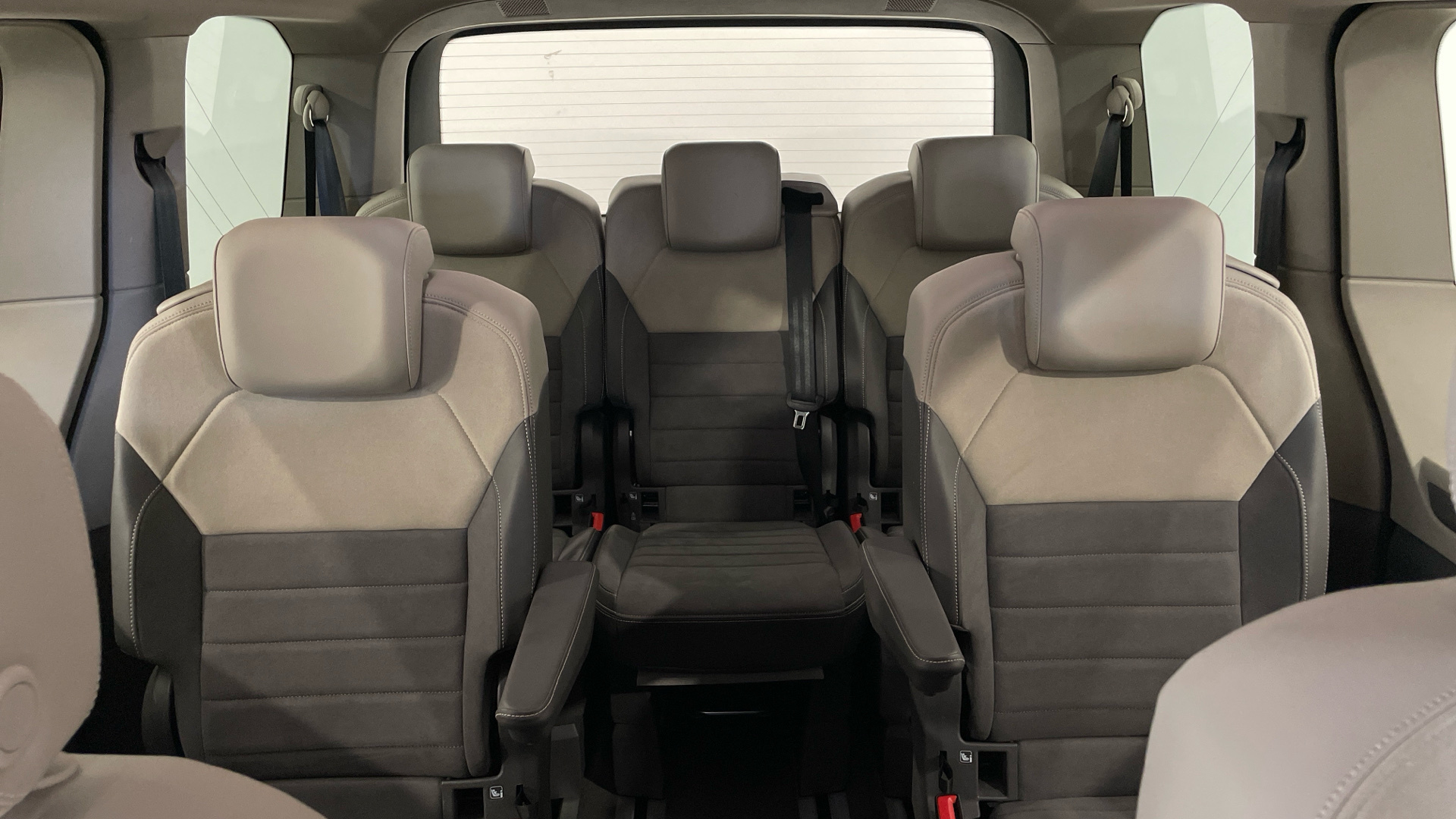 Volkswagen Multivan 2.0 TDI en Barcelona