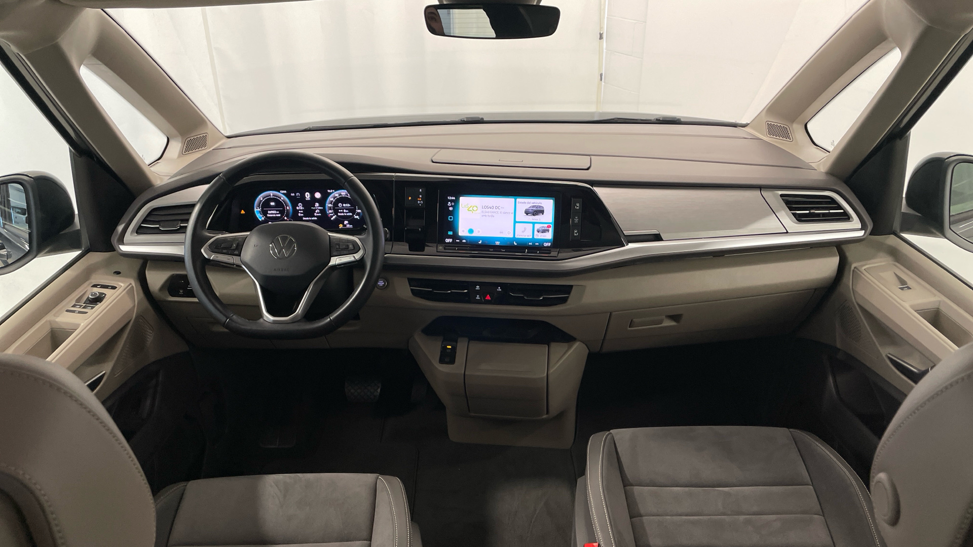 Volkswagen Multivan 2.0 TDI en Barcelona