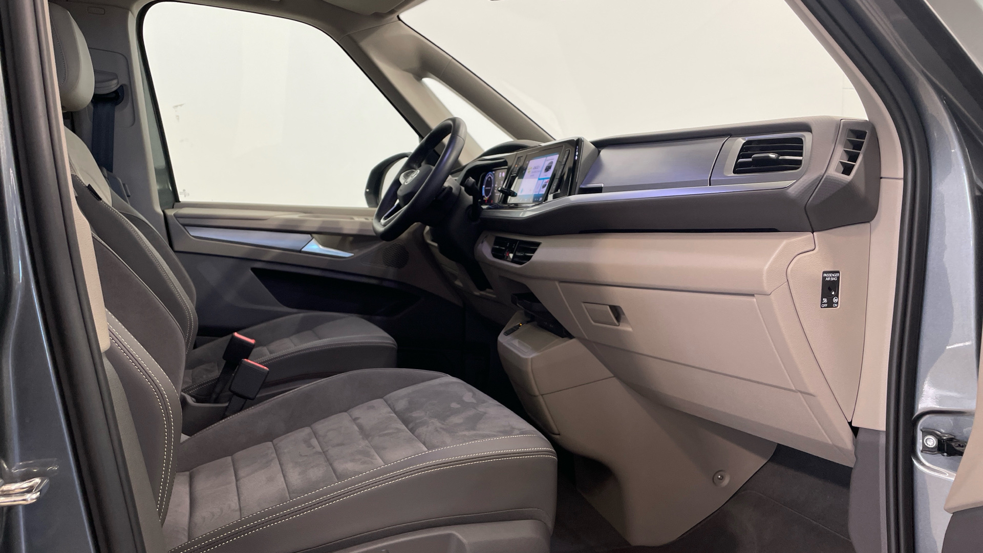 Volkswagen Multivan 2.0 TDI en Barcelona