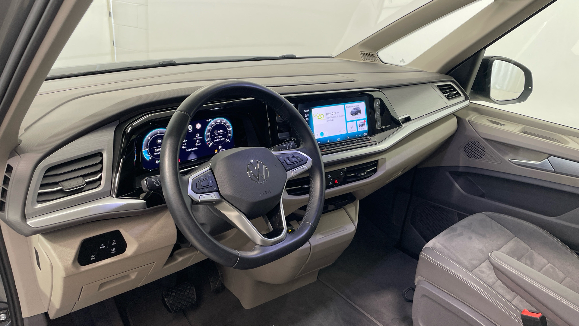 Volkswagen Multivan 2.0 TDI en Barcelona