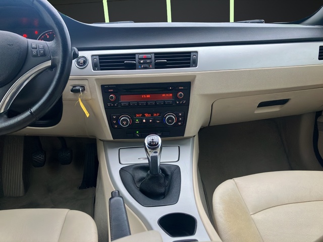 BMW Serie 3 320i Cabrio 125 kW (170 CV)