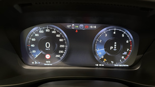 Volvo XC40 T2 Ocasión 95 KW (129CV) - 10