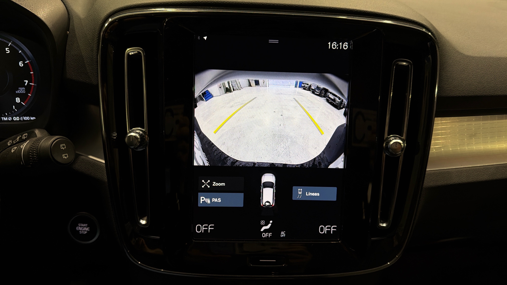 Volvo XC40 segunda mano 90138785 - 17