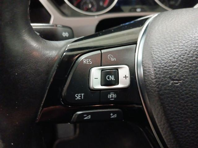 Volkswagen Touran Business 2.0 TDI 85 kW (115 CV) DSG