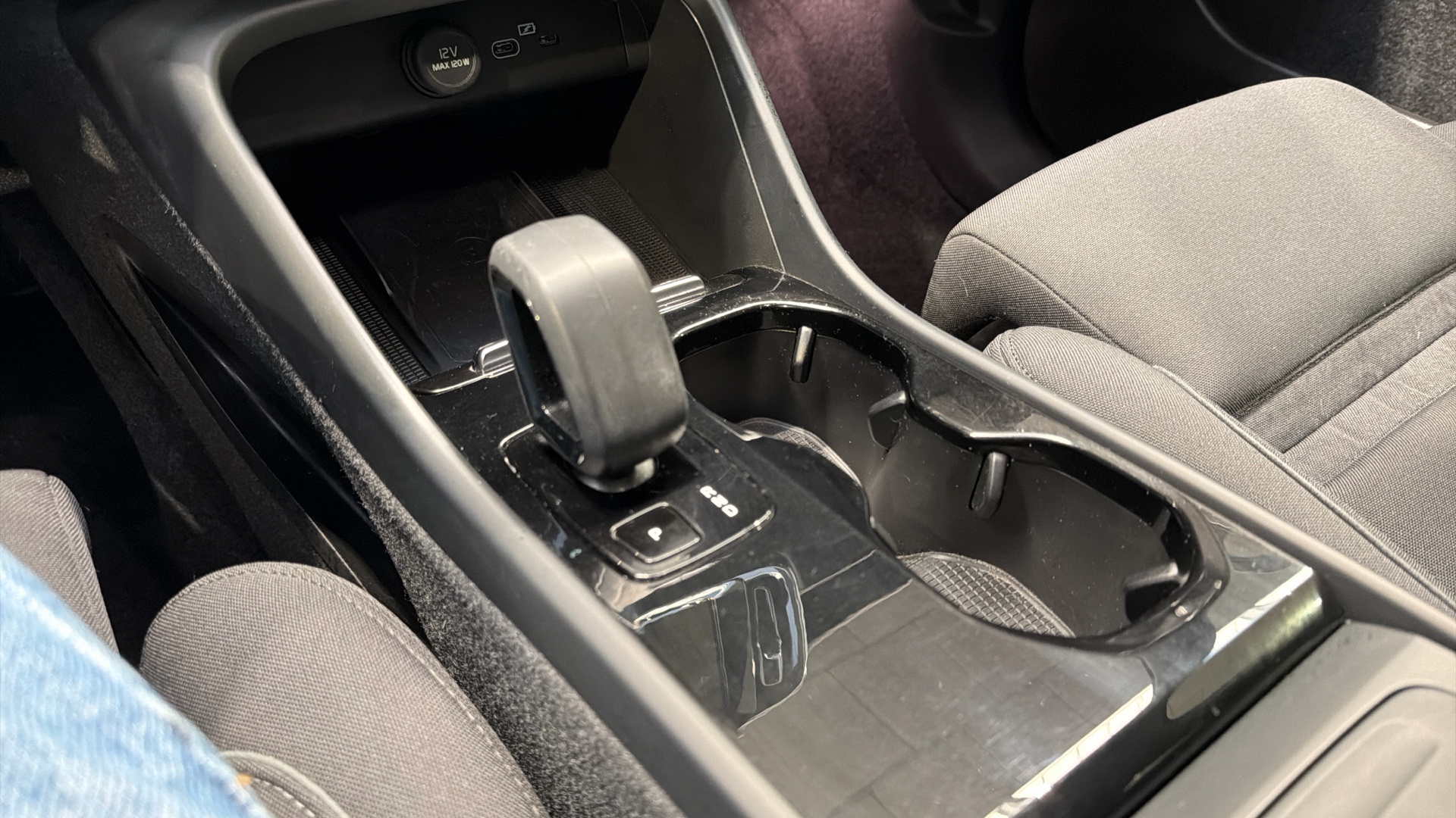 Volvo C40 segunda mano 90169189 - 24 Volvo C40 segunda mano 90169189 - 24