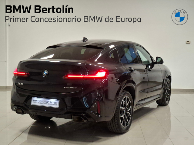 BMW X4 xDrive20d color Negro. Año 2024. 140KW(190CV). Diésel. En concesionario Automoviles Bertolin, S.L. de Valencia