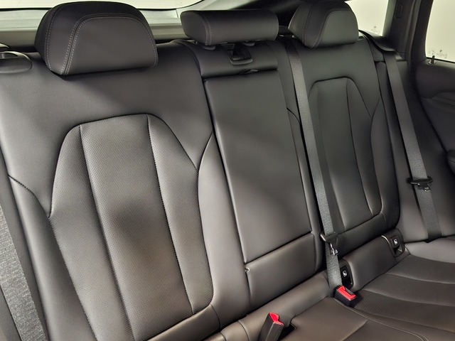 BMW X4 xDrive20d color Negro. Año 2024. 140KW(190CV). Diésel. En concesionario Automoviles Bertolin, S.L. de Valencia