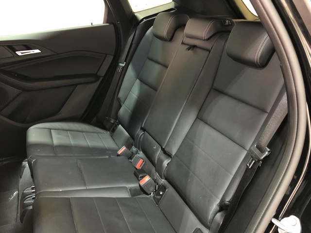 BMW Serie 2 218d Active Tourer color Negro. Año 2022. 110KW(150CV). Diésel. En concesionario Movilnorte El Carralero de Madrid