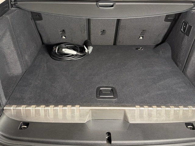 BMW X3 xDrive30e color Gris. Año 2021. 215KW(292CV). Híbrido Electro/Gasolina. En concesionario Triocar Gijón (Bmw y Mini) de Asturias