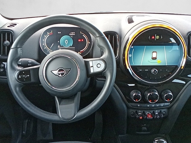 fotoG 6 del MINI MINI Countryman Cooper 100 kW (136 CV) 136cv Gasolina del 2023 en Vizcaya