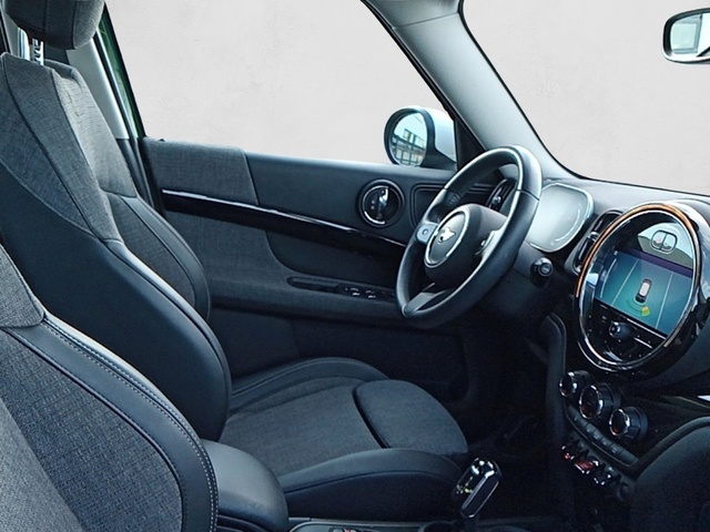 fotoG 7 del MINI MINI Countryman Cooper 100 kW (136 CV) 136cv Gasolina del 2023 en Vizcaya